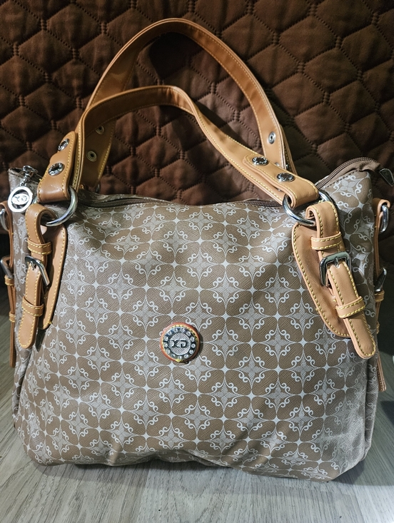 XD Handbags - 💥Sale💥Neutral Tan Patterned XD Shoulder Bag with Leather Trim
